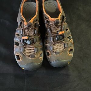 Keen Orange Tag Sandals Women 7.5